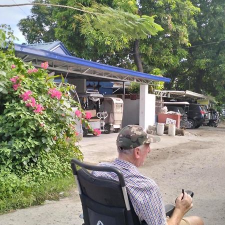 Angeles City Guesthouse Dış mekan fotoğraf